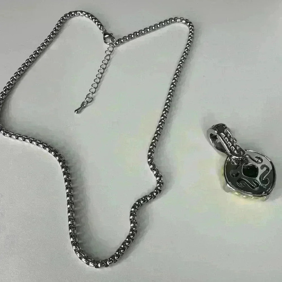 14K GP Two Tone Onyx Pendant Necklace Gorgeous - Picture 6 of 7